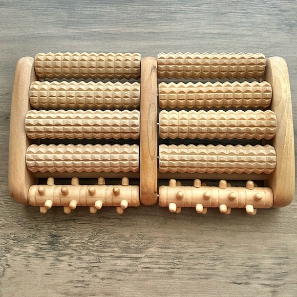 Theraflow Wooden Foot Massager Roller-Perfect Condition! - Picture 1 of 5